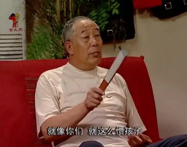 00:00 01:59 01:59 为您推荐: 家有儿女重聚舞台,高亚麟牵宋丹丹手上