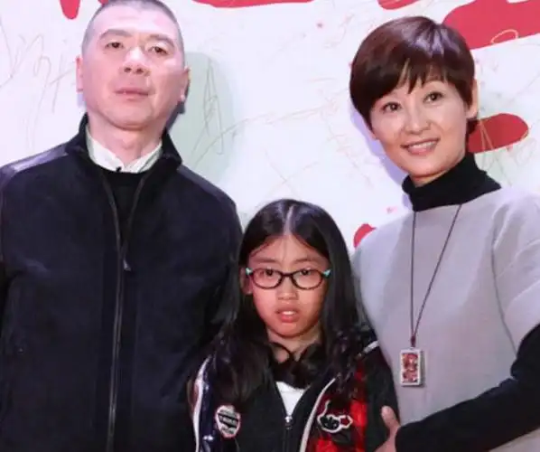 徐帆养女,邓婕养女,孙俪养女,温碧霞养女,差距有多大?