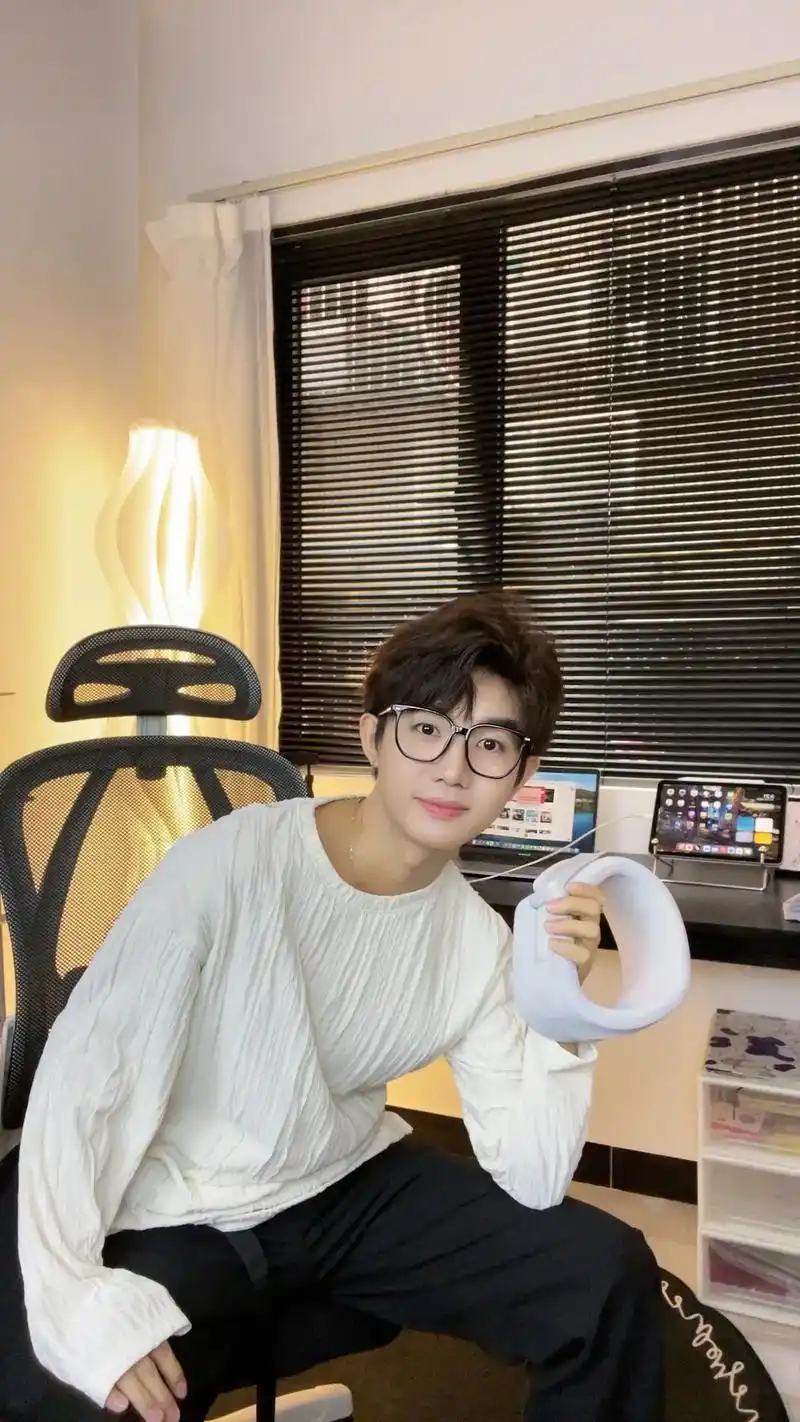 00后男生创业日记