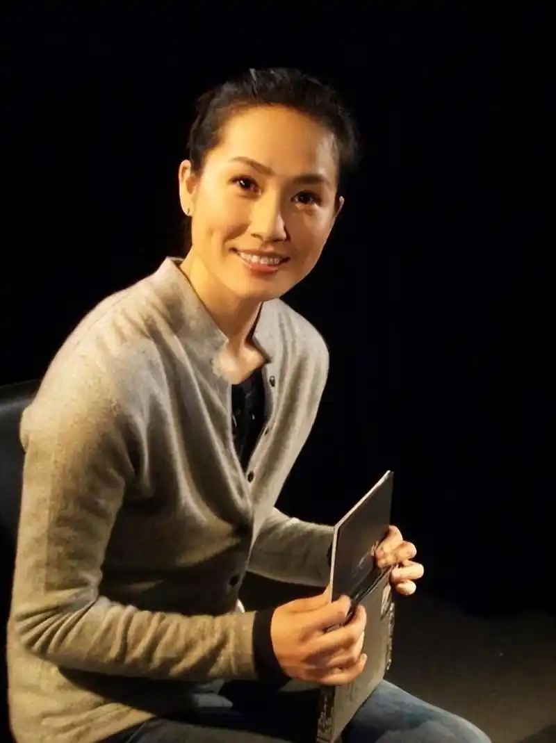 越剧名家王君安:最红时远赴国外,44岁嫁美国丈夫