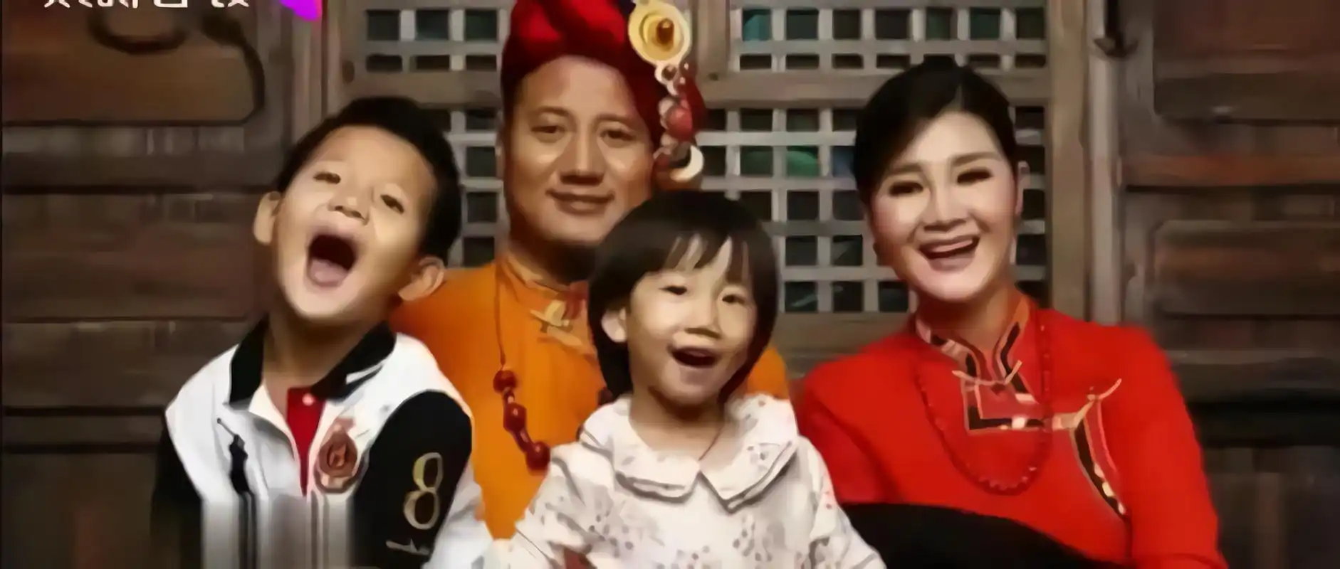 降央卓玛:婚后处处帮娘家,被婆婆当亲女儿,3个孩子都是婆婆带