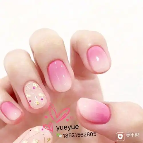 圆形日式渐变粉色美甲图片