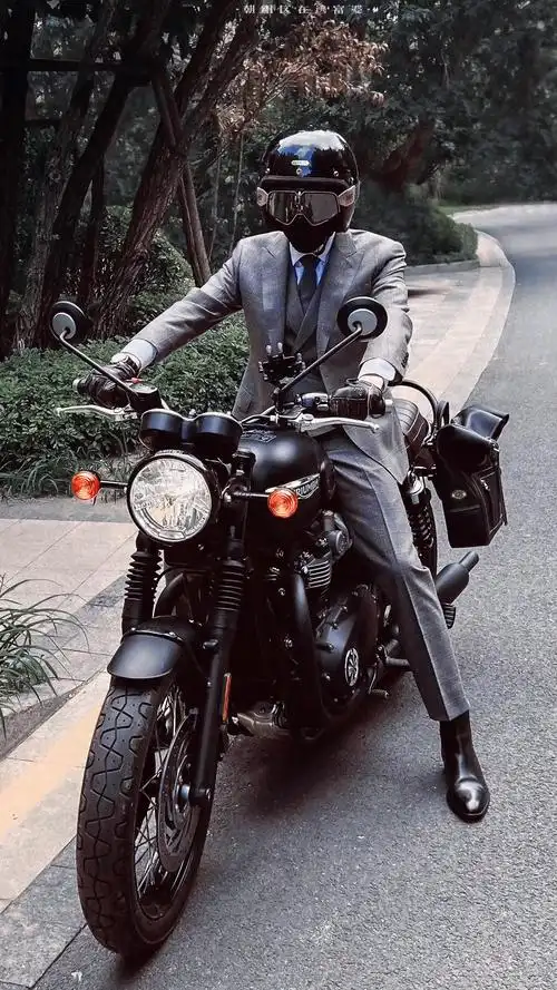 宝贝快跑我要来追你了张若昀这两张西装暴徒x张力绝了