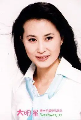 《讲述》主持人高月个人资料和图 片高月近照分享