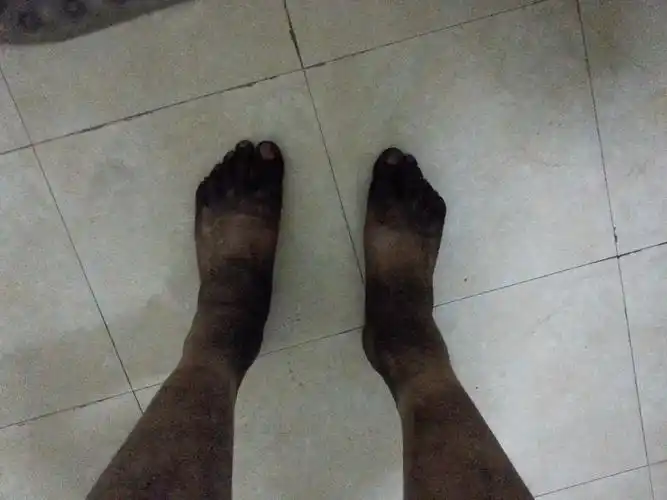 看看我每天回来的脚丫,就知道有多辛苦和脏了把