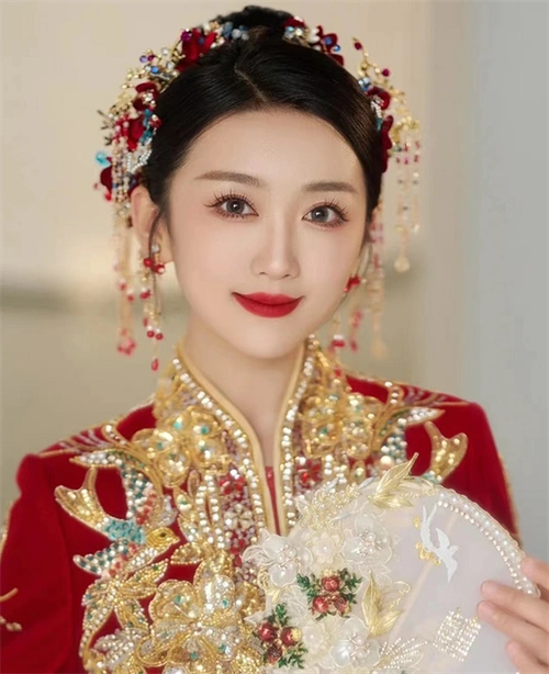 绝美新中式新娘发型 古香古色端庄大方