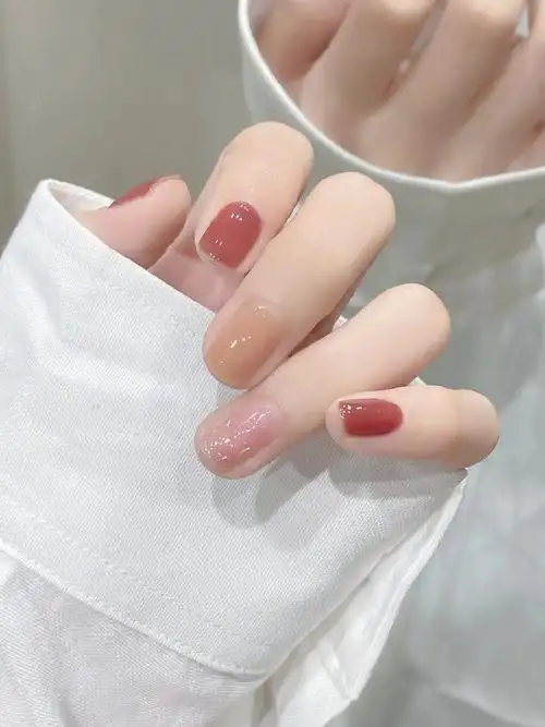 裸色指甲油  #最显白的指甲油  #亲手晒美甲  #指甲油  #指甲油试色