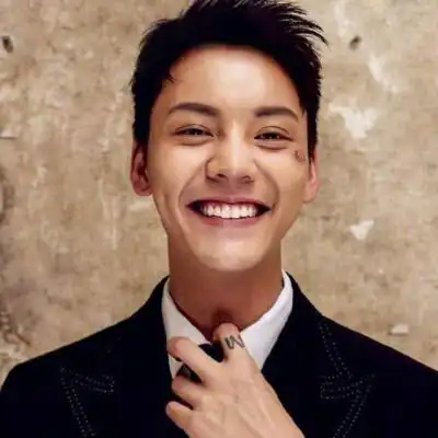 陈伟霆你笑如阳光般明媚