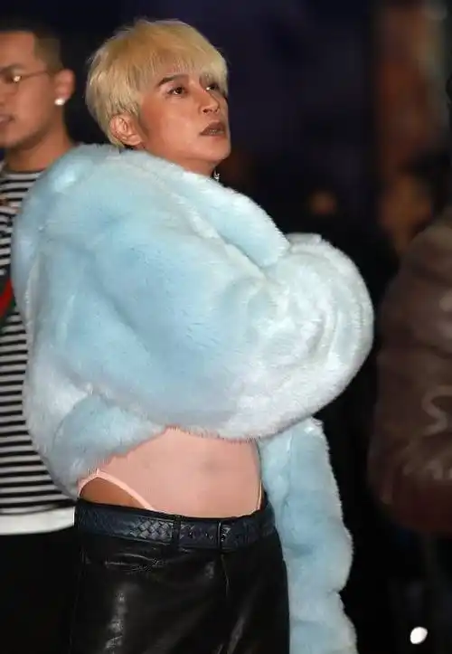 陈志朋辣眼照合集,毁童年,网友:我只认识小帅虎和尔泰!