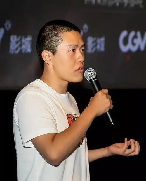 哪吒冲20亿导演40岁改命背后永远去做你余生中最重要的那件事