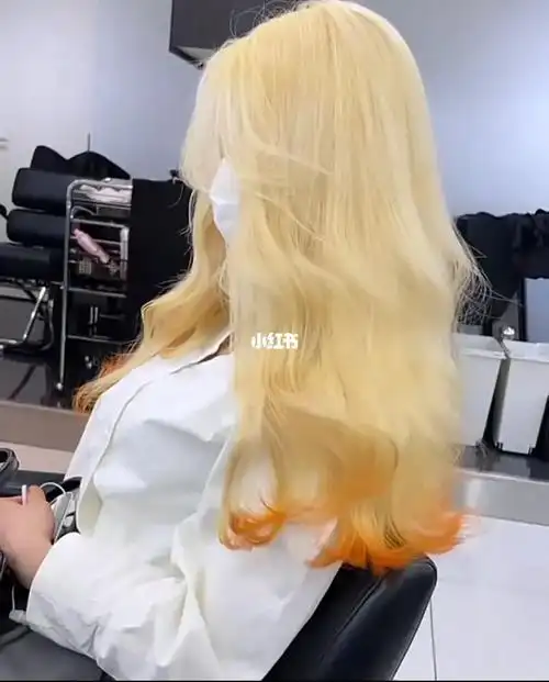 谁能拒绝黄头发的妹妹呢 自由女神美发店超特殊的颜色,只漂色不染发