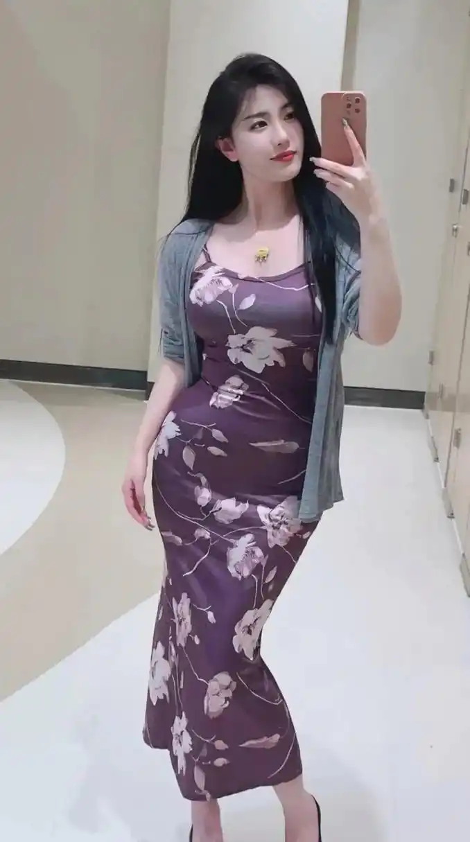 阿姨级别的成熟女神,风情万种,让我不知该怎么形容!