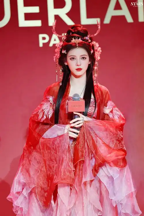 张予曦红衣龙女