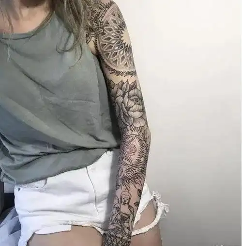 花臂纹身女生花臂纹身3