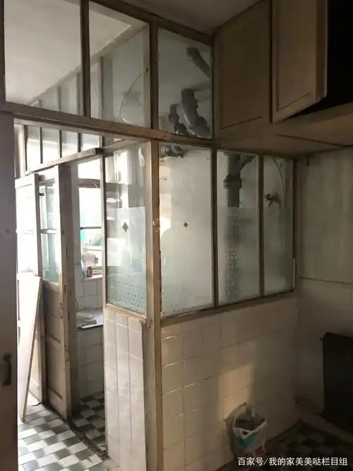 旧房翻新 | 90年代老房子摇身变成现代系发廊