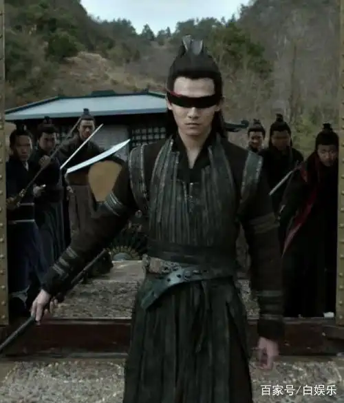 庆余年五竹摘掉眼罩有没有惊艳到你其实佟梦实他的五官很精致