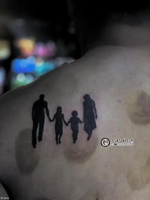 一家四口剪影_纹身图案手稿图片_白强的纹身作品集
