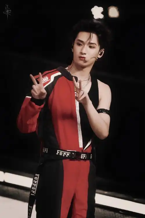 严浩翔叁重楼暨出道四周年演唱会