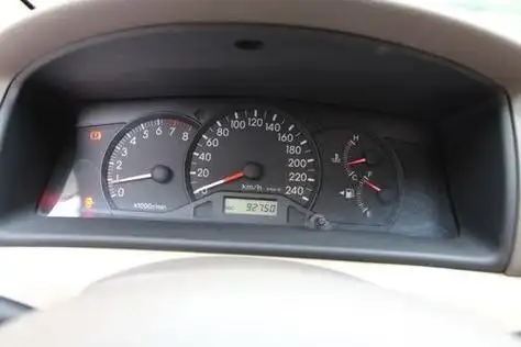 丰田花冠仪表盘显示丰田花冠仪表盘显示图标