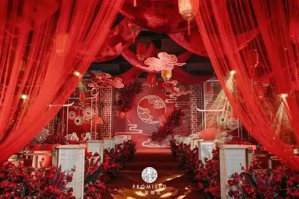 长拖尾中式婚礼布置效果图(以简约的结构搭配传统纹样)(2)