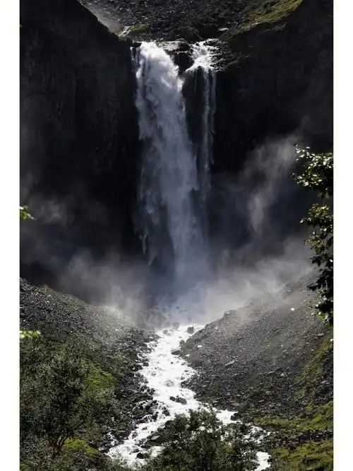 一些碎片长白山瀑布绿幽潭