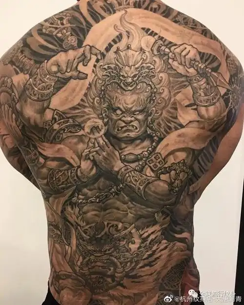 纹身传统经典满背纹身分享