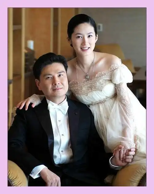 韩剧女神,李英爱vs孙艺珍vs韩佳人,老公大pk