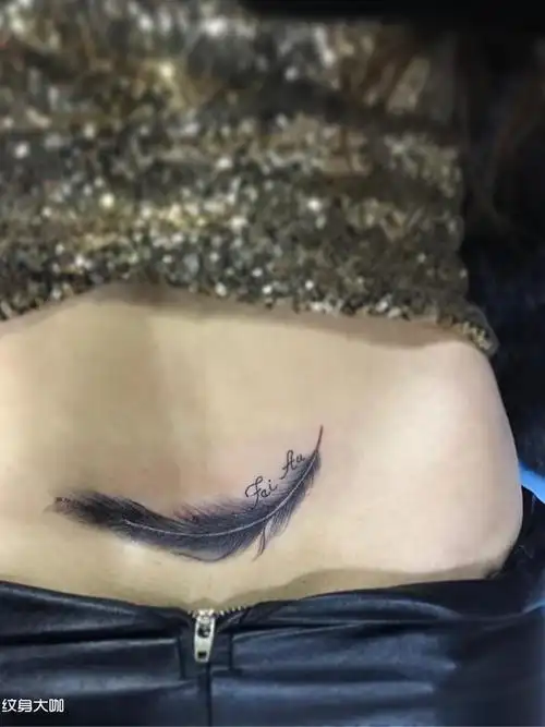 羽毛 遮盖剖腹产疤痕_纹身图案手稿图片_阿静的纹身作品集