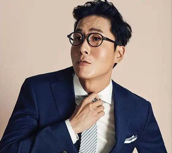 韩国曾经的不老男神因交通事故去世享年46岁