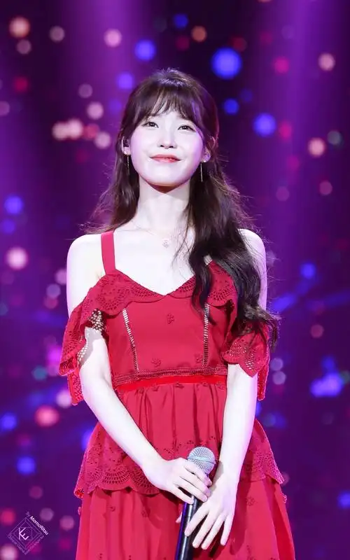 iu李知恩 in重庆