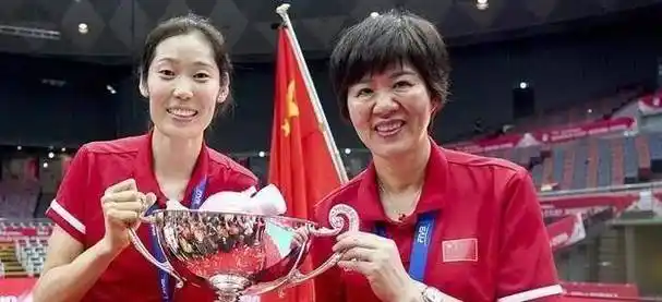 中国女排一姐朱婷纹身行为不可取!网友喊话郎平该管管了!
