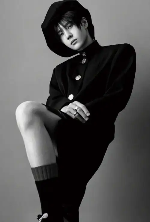 王一博成时尚宠儿横扫春季杂志封面大刊为他改名换头像