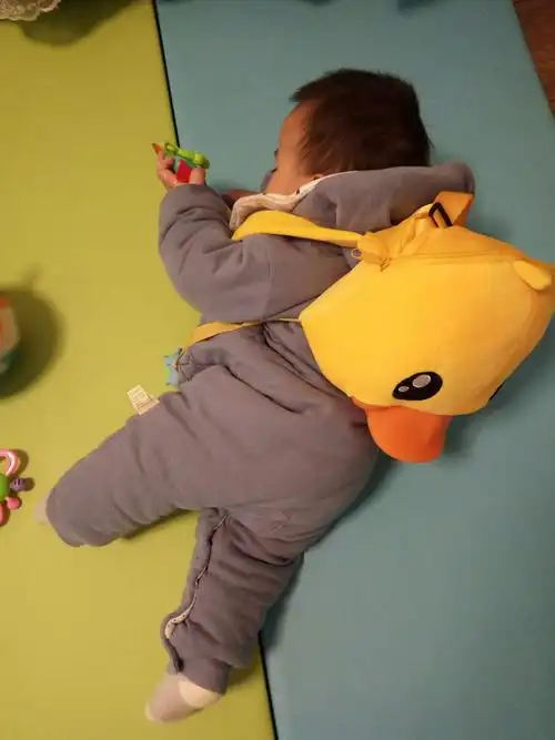 九个月和十个月的宝宝