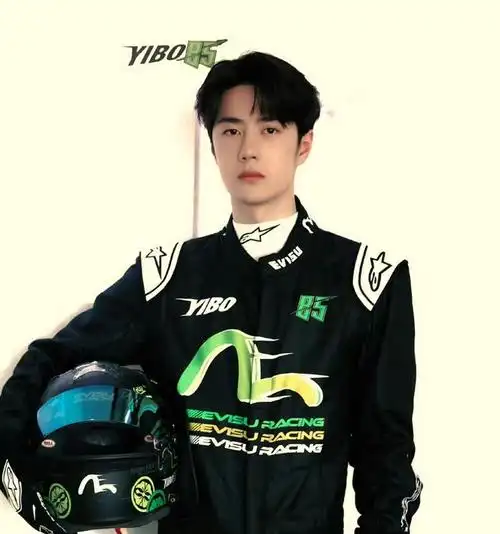 27岁男星王一博赛车直接冲出赛道,幸好人没事!祝一路平安