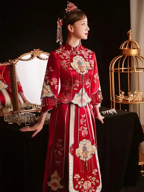 秀禾服新款缎面高端刺绣新娘服新款中式结婚礼服嫁衣出阁服