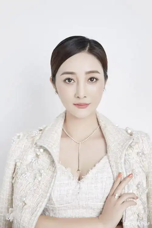 蒋林静,影视女演员,演技精湛,是一位具有高电视产量的女明星