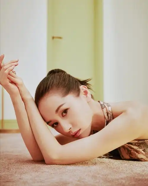 《我和我的家乡》王子文:彰显演员品格,打磨低调生活