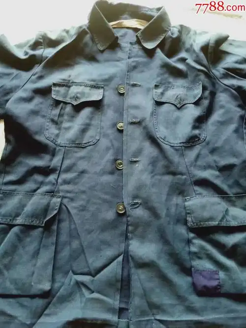 怀旧老补丁中山装