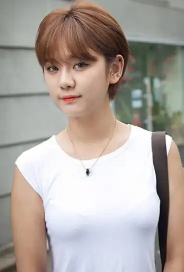 女生短发留什么刘海好看因人而异