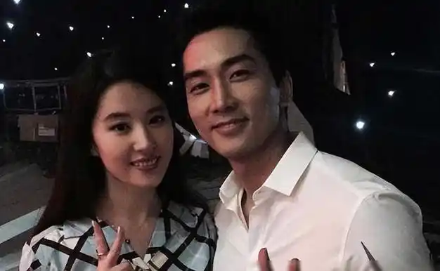 回顾刘亦菲宋承宪这段情一厢情愿的爱情注定无法长久