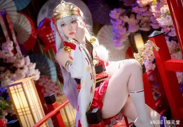 阿包也是兔娘创可贴cos巫女浴池写真图片欣赏