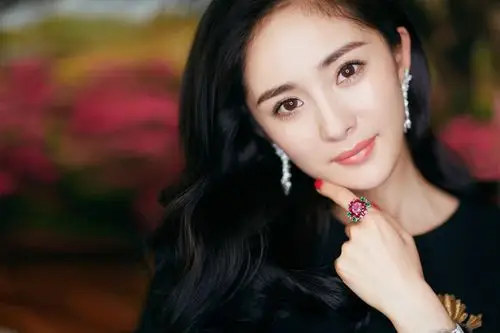 杨幂高清手机壁纸,总是那样美丽动人,让人心动