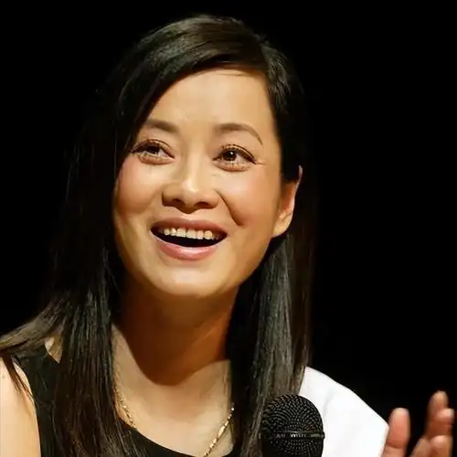 回顾中国八大女歌手排名有的至今活跃有的却已皈依佛门