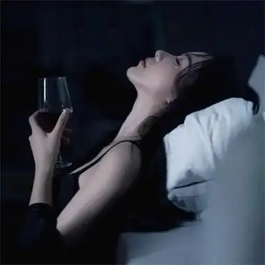 分手后女生冷漠头像 女生头像图片大全 -【爱个性】