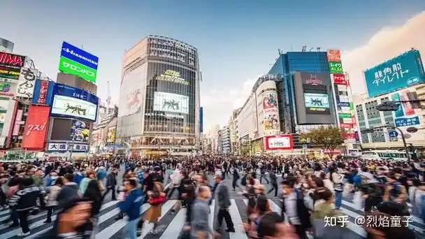 烈焰童子:日本经济苟了30年复苏,日本人贫富差距始终,