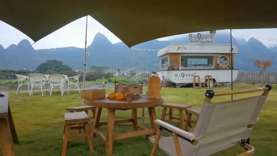 户外围炉煮茶享受安静与独处