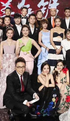 杨幂宋茜合照引热搜,女明星同框谁最美?