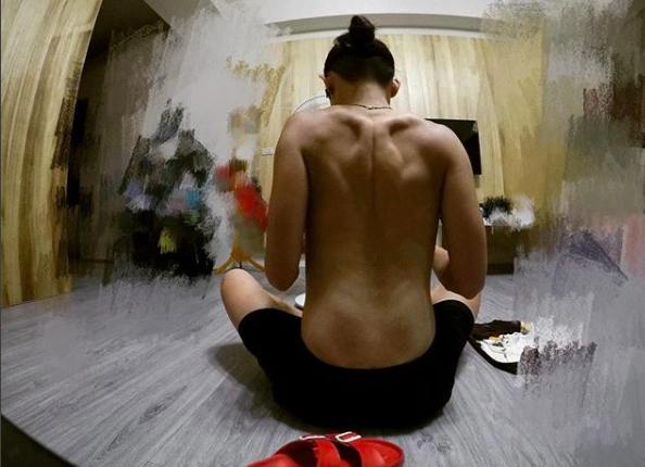 戴资颖无缘担任亚运会旗手拼命加练这腹肌让多少男生汗颜