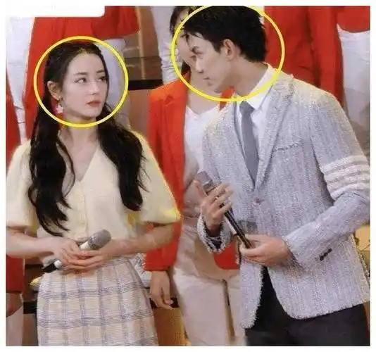 五四晚会现场揭秘吴磊迪丽热巴共同亮相似准男女