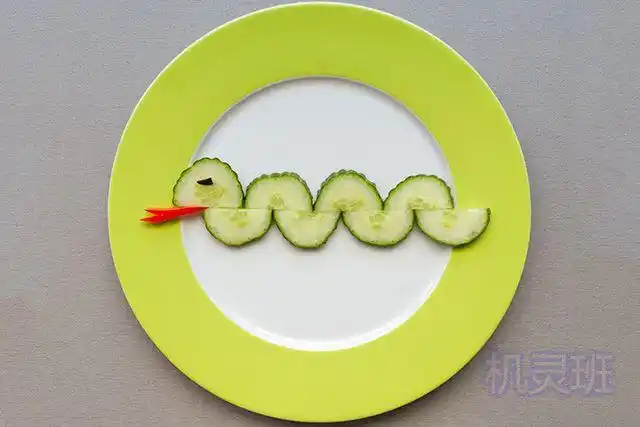 美食劳动课:适合儿童做的简单好看蔬菜拼盘(图文)-机灵班